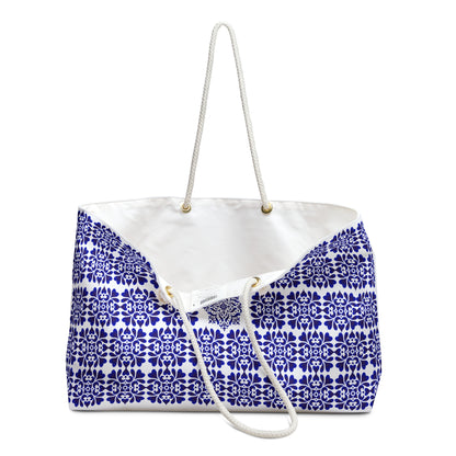 Voyager Luxe Oversized Weekender Bag | Grafexia